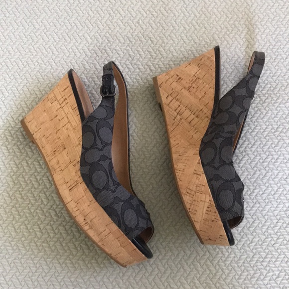 Coach monogram peep toe wedges - Picture 2 of 10